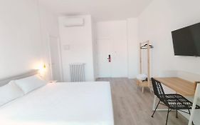 Hostal Manuela By Gaiarooms